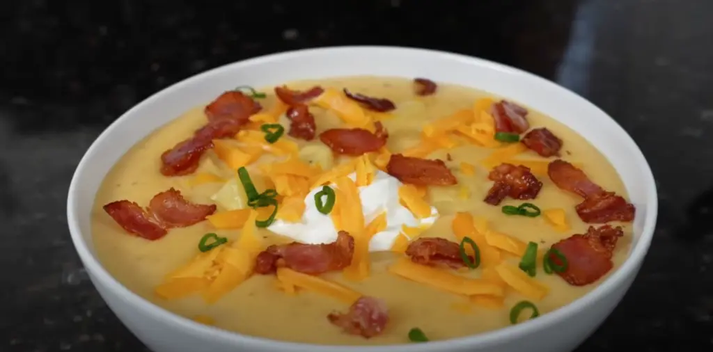 LOADED BAKED POTATO SOUP – Findatorr