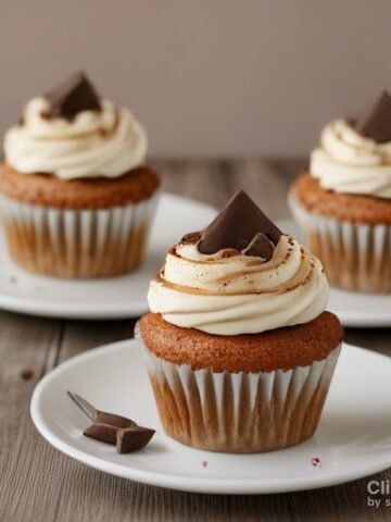 Sweet Tooth Calling: Tiramisu Cupcakes