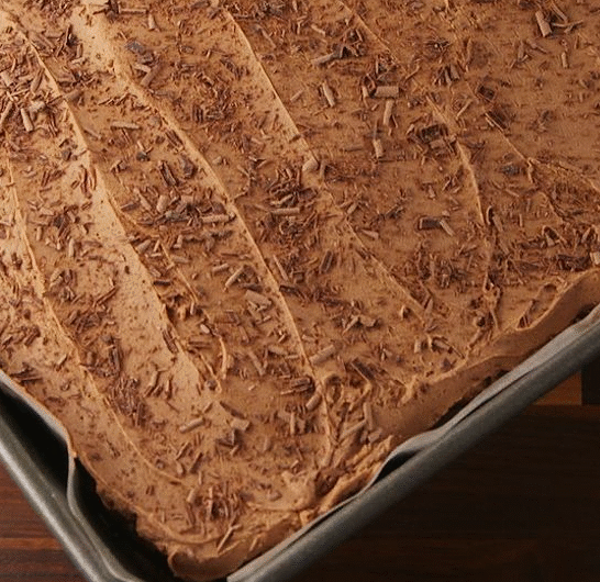 Baileys Poke Cake