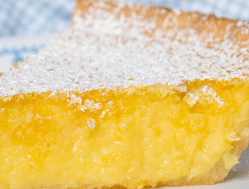 6-Ingredient Blender Lemon Pie