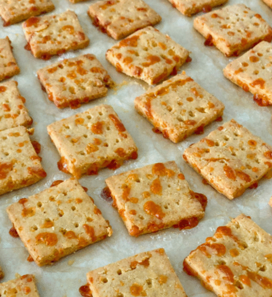 Keto Gluten-Free Cheese Crackers
