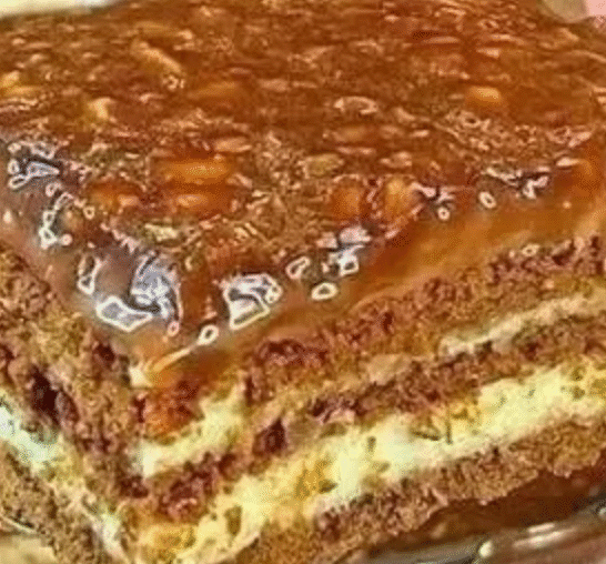 NO BAKE COOKIE CAKE