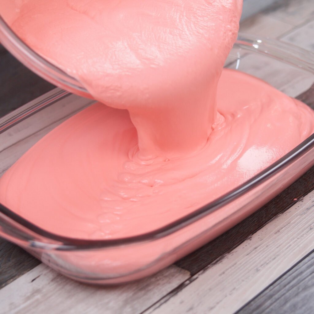 Strawberry Banana Delight Findatorr 1970s-colors