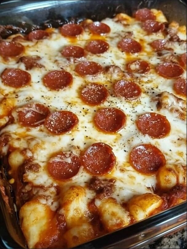 Pizzagna Casserole: A Cheesy Twist on Classic Pizza and Lasagna