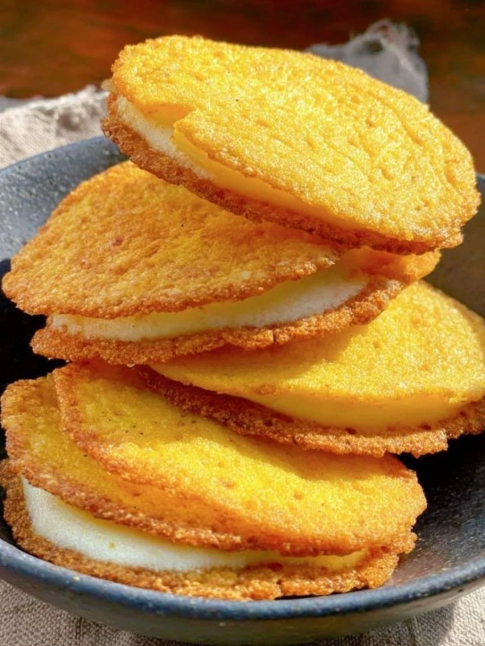 Warm Holiday Tray Florentine Lace Cookies