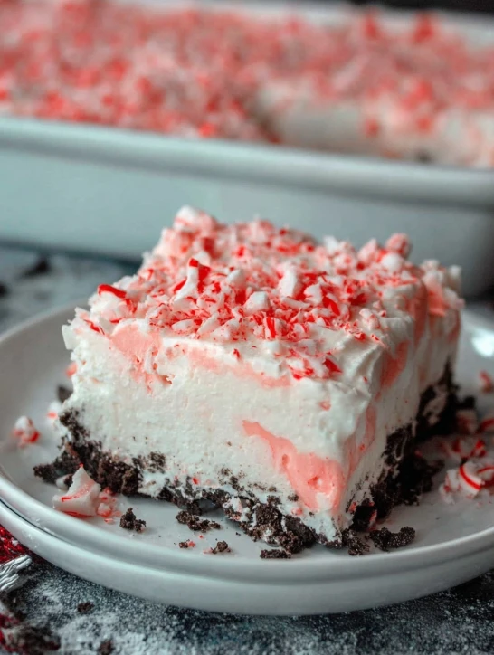 Quick & Easy Candy Cane Lush Desserts to Impress