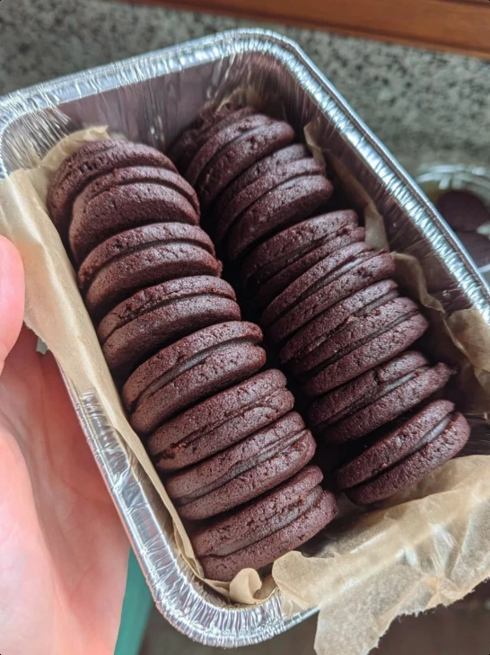 Old-Fashioned Church-Supper Wienerstube Cookies