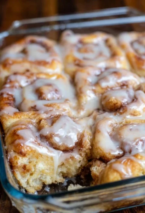 Overnight Cinnamon Roll Casserole