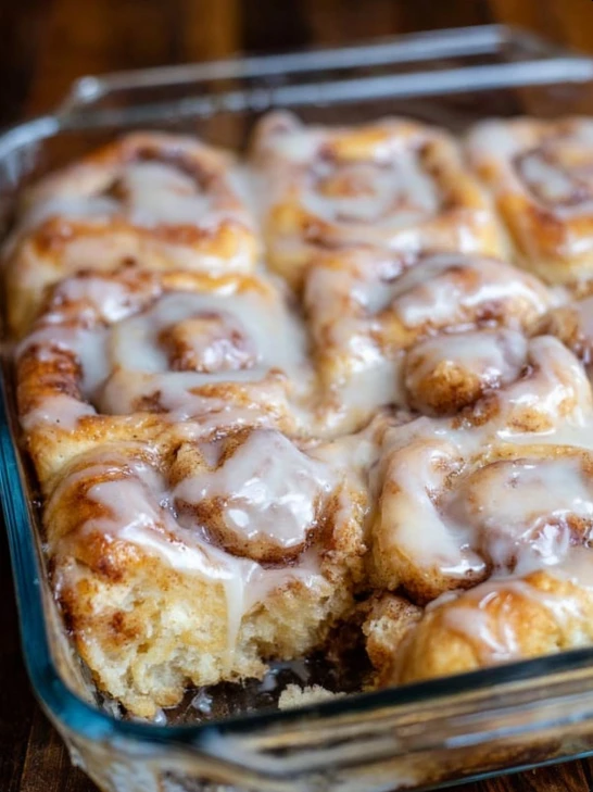 Overnight Cinnamon Roll Casserole