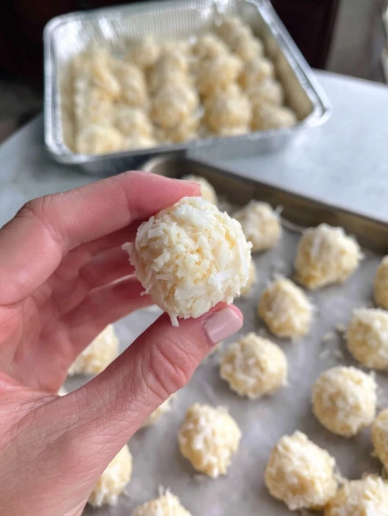 Slow Cooker Snowballs