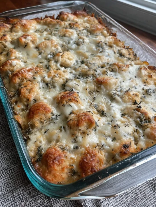 Spinach Artichoke Pull-Apart Bread