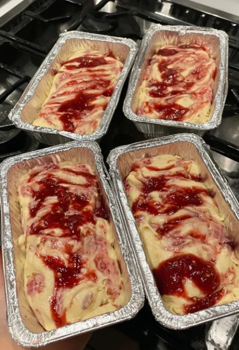 Quick & Delicious: 30-Minute Strawberry Swirl Loaf