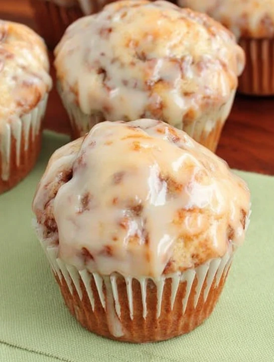 Warm Sunday-Morning Glazed Donut Muffins