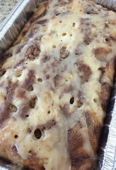 Big Mama’s Cinnamon Roll Cake