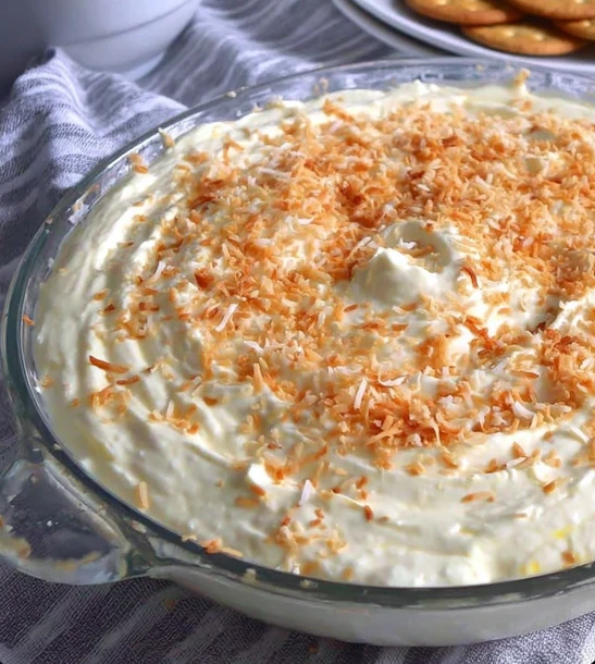 Grandma’s Classic Coconut Cream Pie Dip