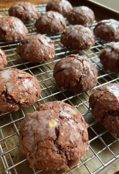 Nana’s Family-Favorite Italian Toto Cookies