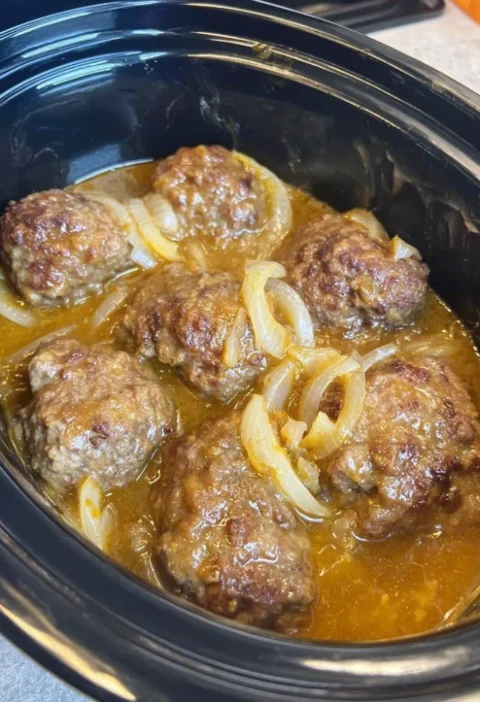 Slow Cooker Salisbury Steak