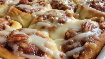 Old-Fashioned Cinnamon rolls quartered