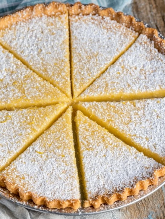 6-Ingredient Blender Lemon Pie