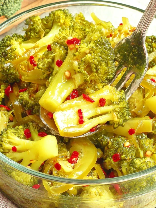 Spicy Pickled Broccoli
